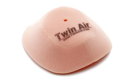 Air filter water protection