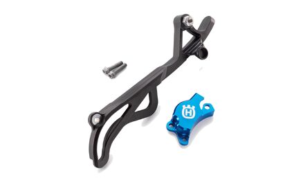 Clutch slave cylinder protection