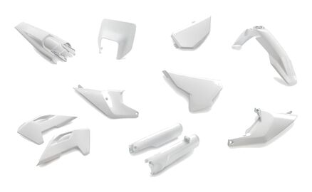 Plastic parts kit