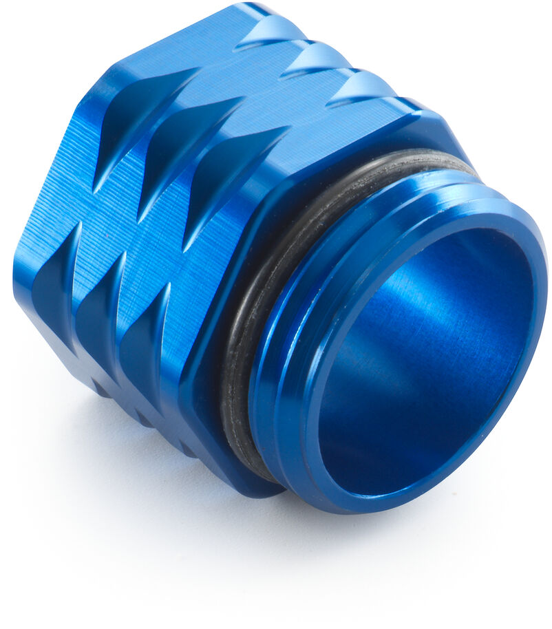 Master cylinder extender