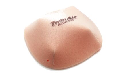 Air filter water protection