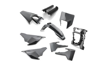 Plastic parts kit