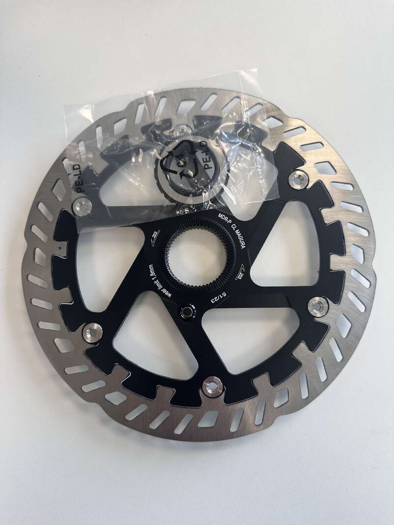Brake disc MDR-P-CL 203MM + MAGNET + LOCKRING