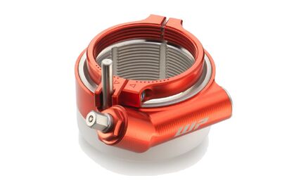 Preload adjuster