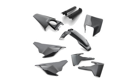 Plastic parts kit