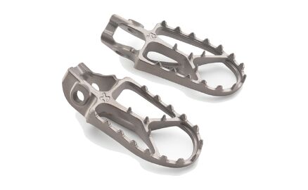 Akrapovič Footpeg set