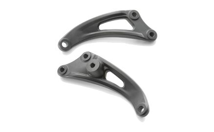 Engine brace set